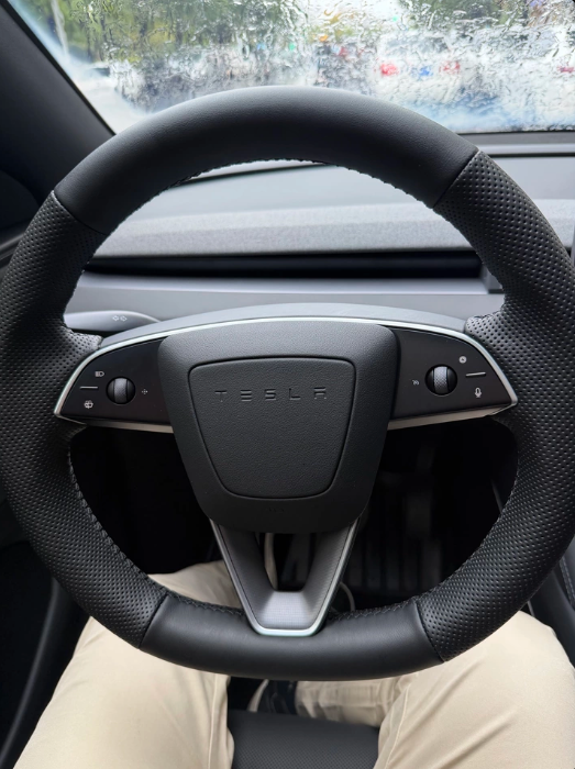 Universal Leather Steering Wheel Cover for Tesla Model 3/Y/X/S (Including 2024 Refreshed Models) - Hand-Sewn